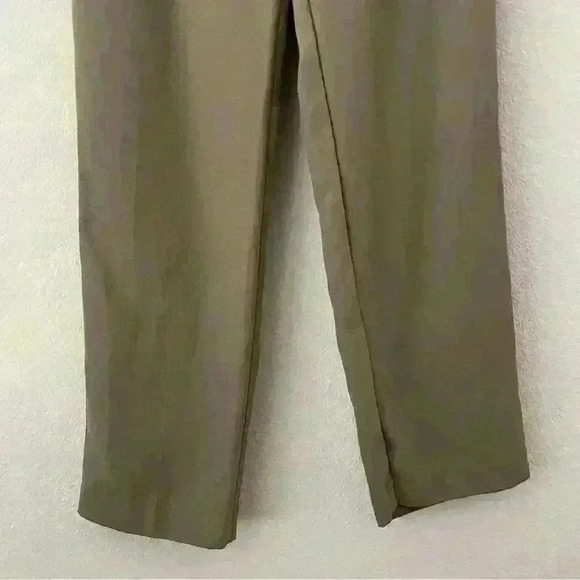 Forever21 Contemporary Pleated Pants - Picture 3 of 9